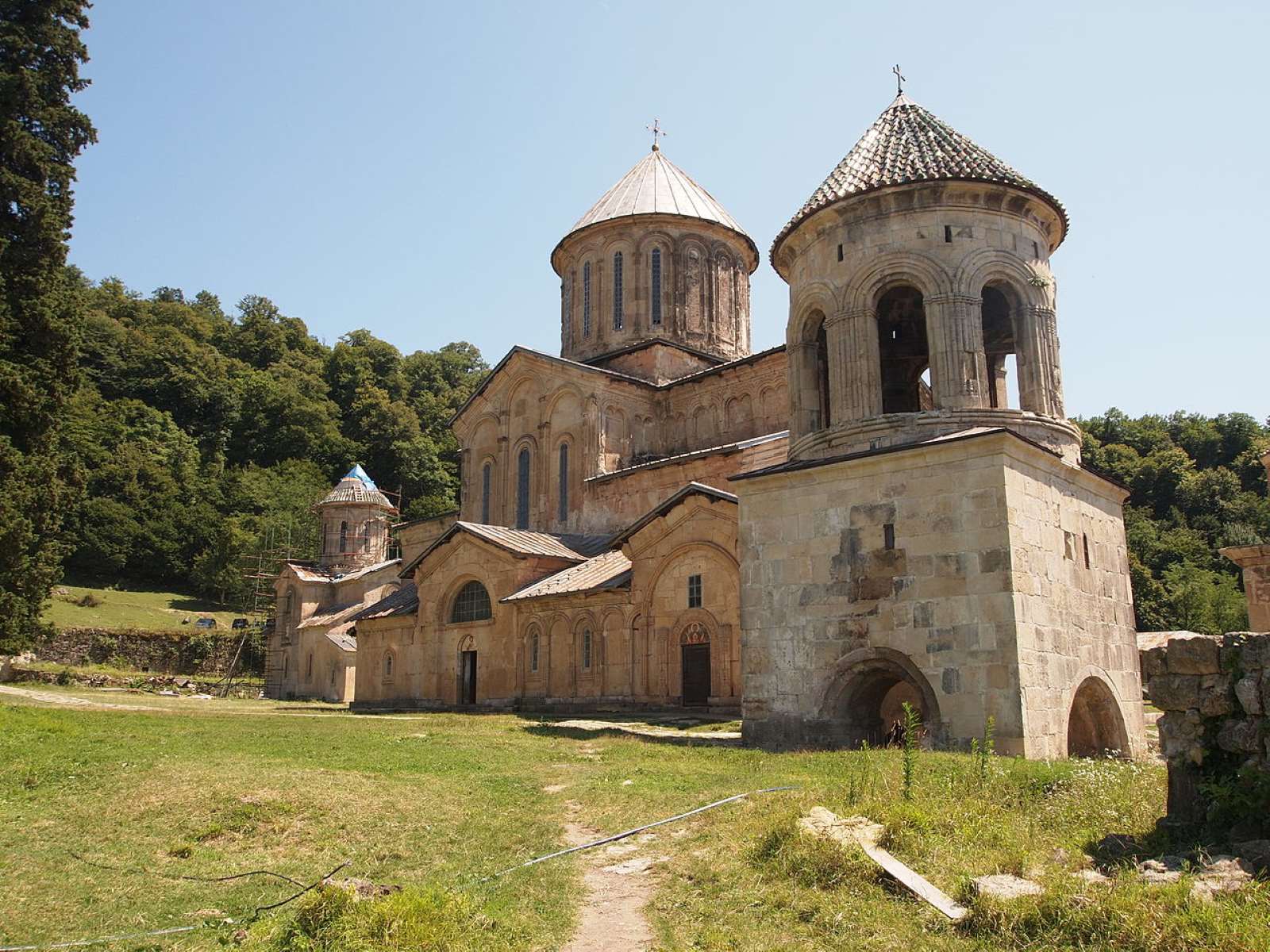 17-astonishing-facts-about-gelati-monastery