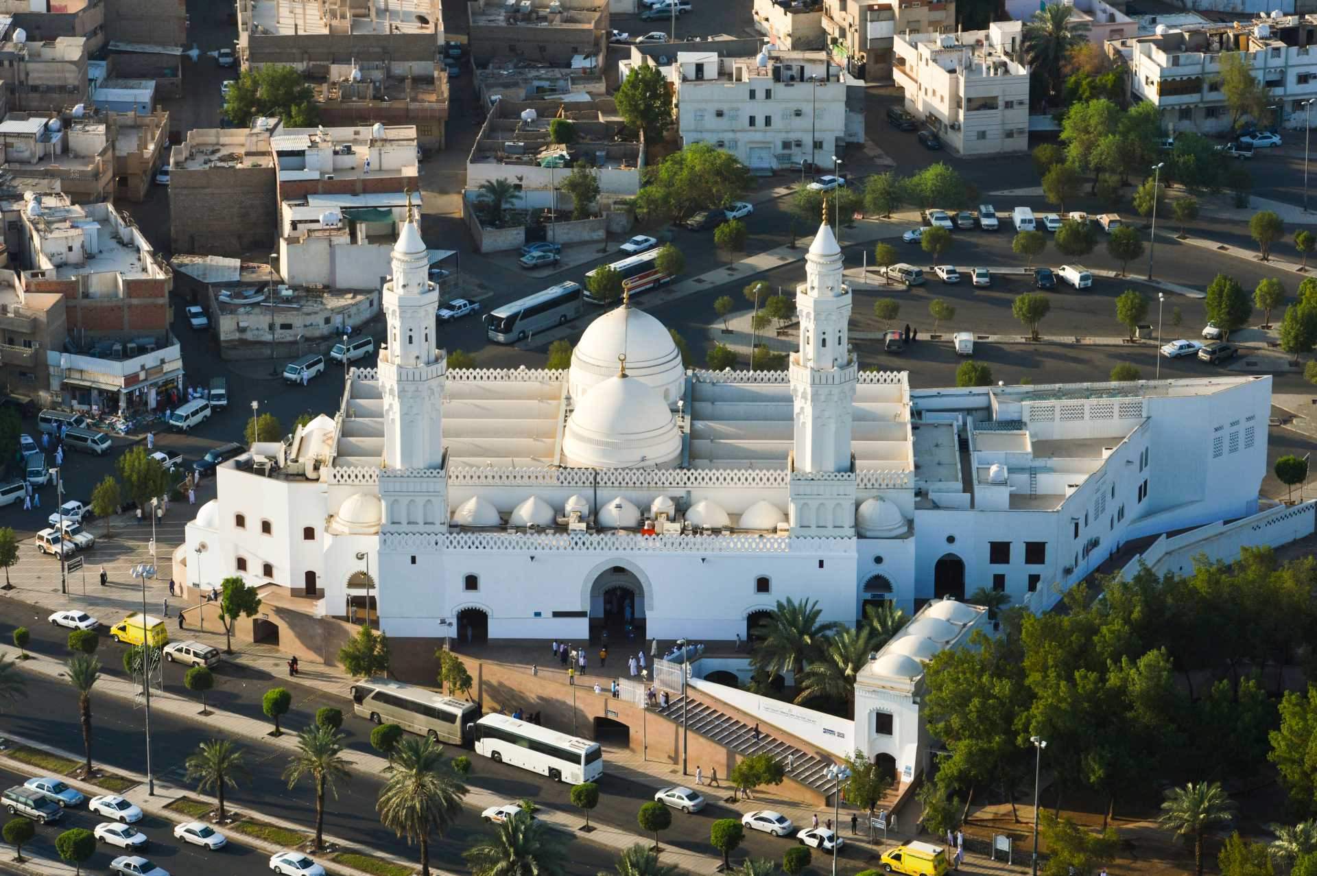 17-astonishing-facts-about-masjid-al-qiblatayn