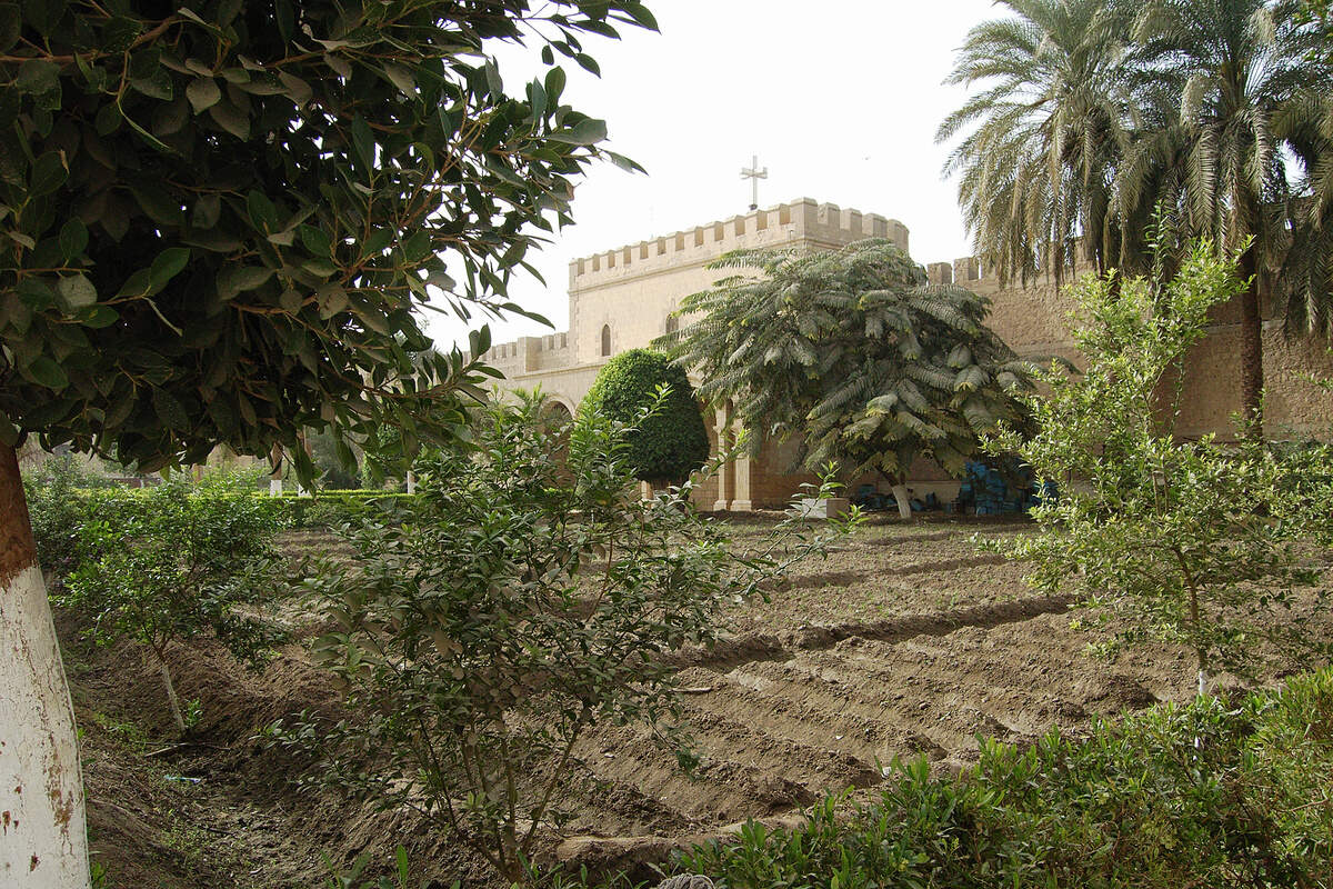 17-captivating-facts-about-deir-el-muharraq-monastery