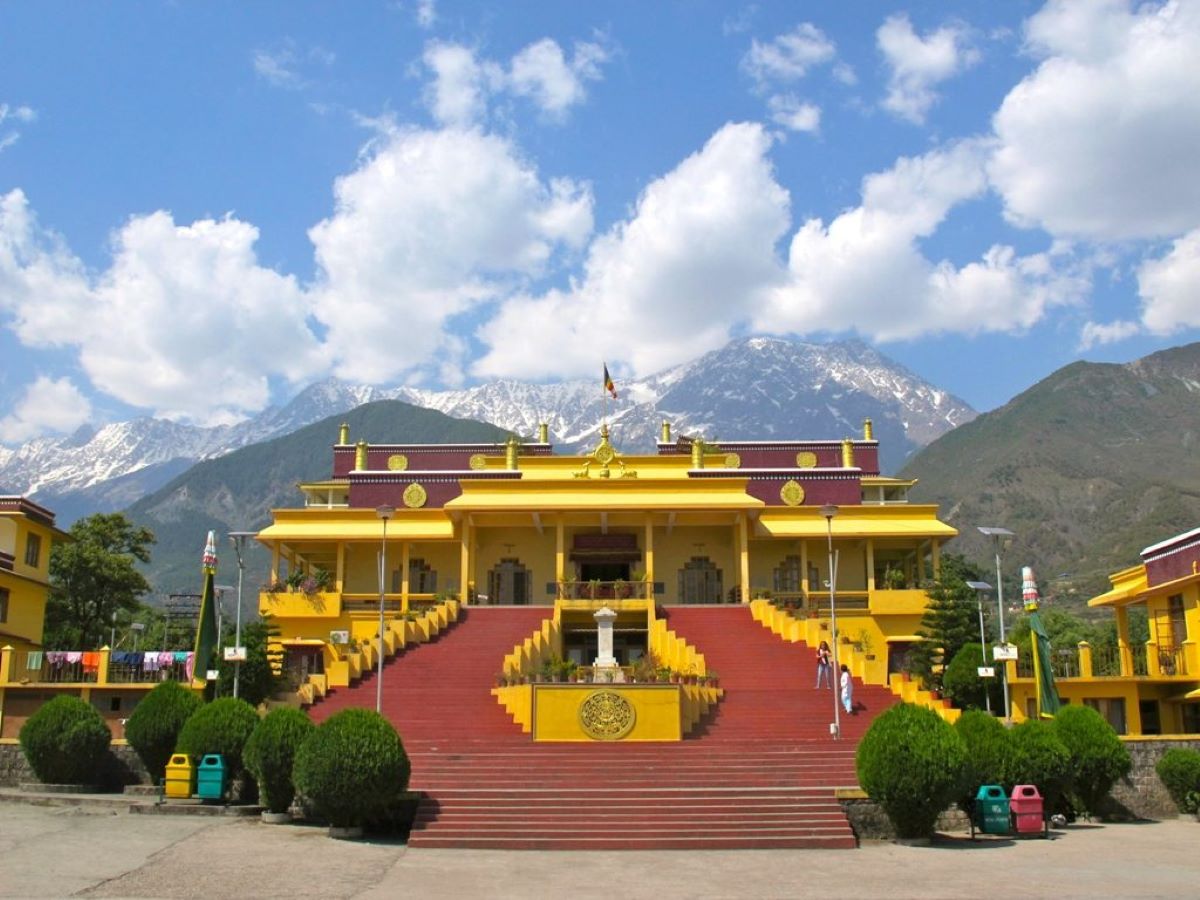 17-extraordinary-facts-about-dalai-lama-temple-complex