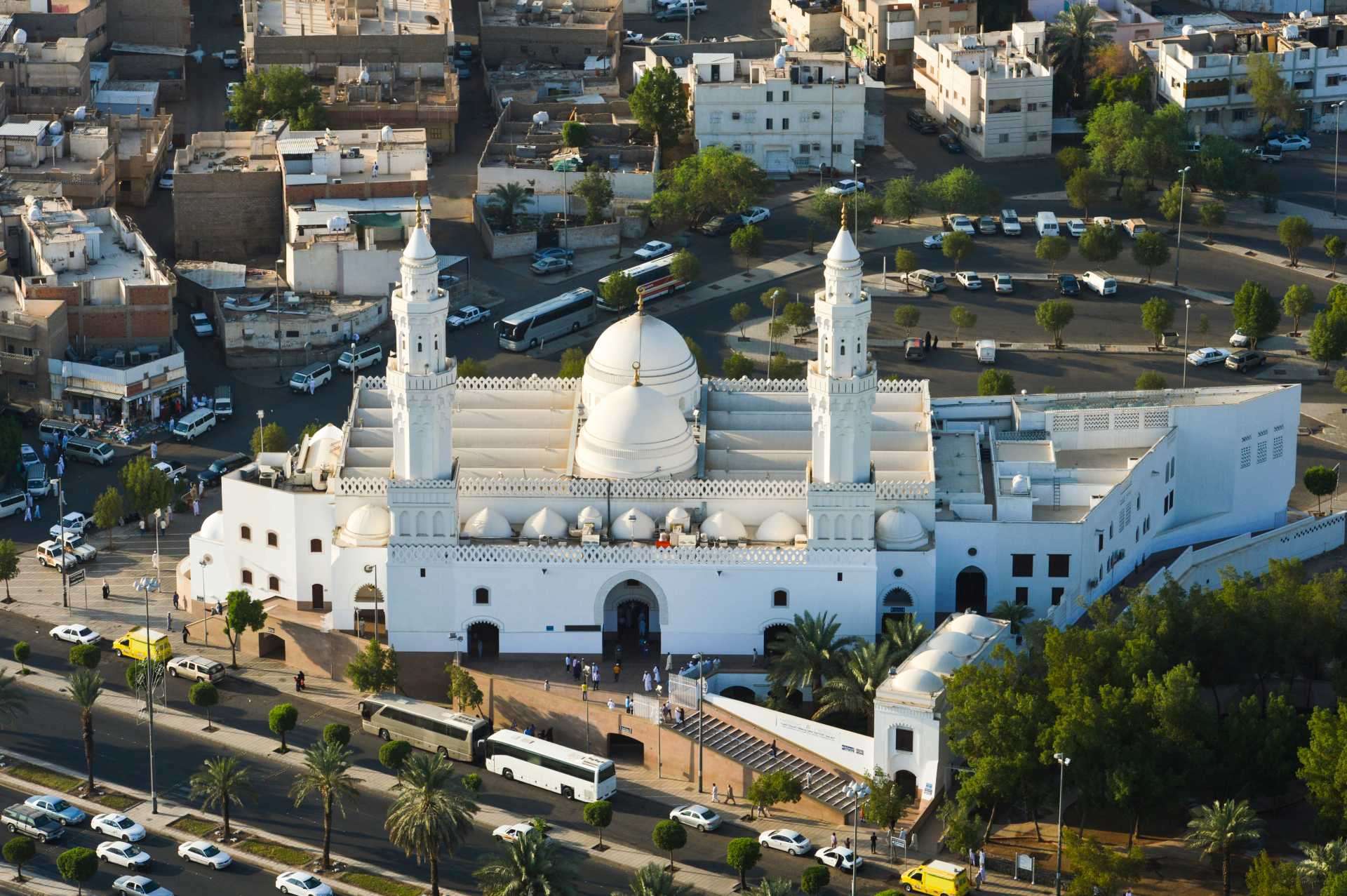 17-extraordinary-facts-about-masjid-al-qiblatayn