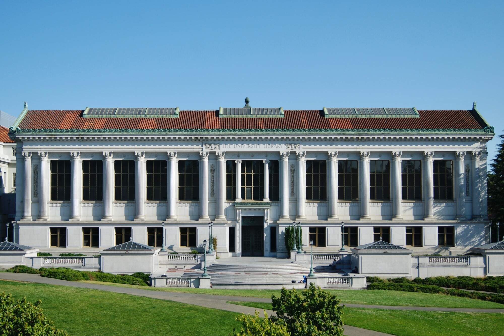 17-intriguing-facts-about-the-doe-memorial-library