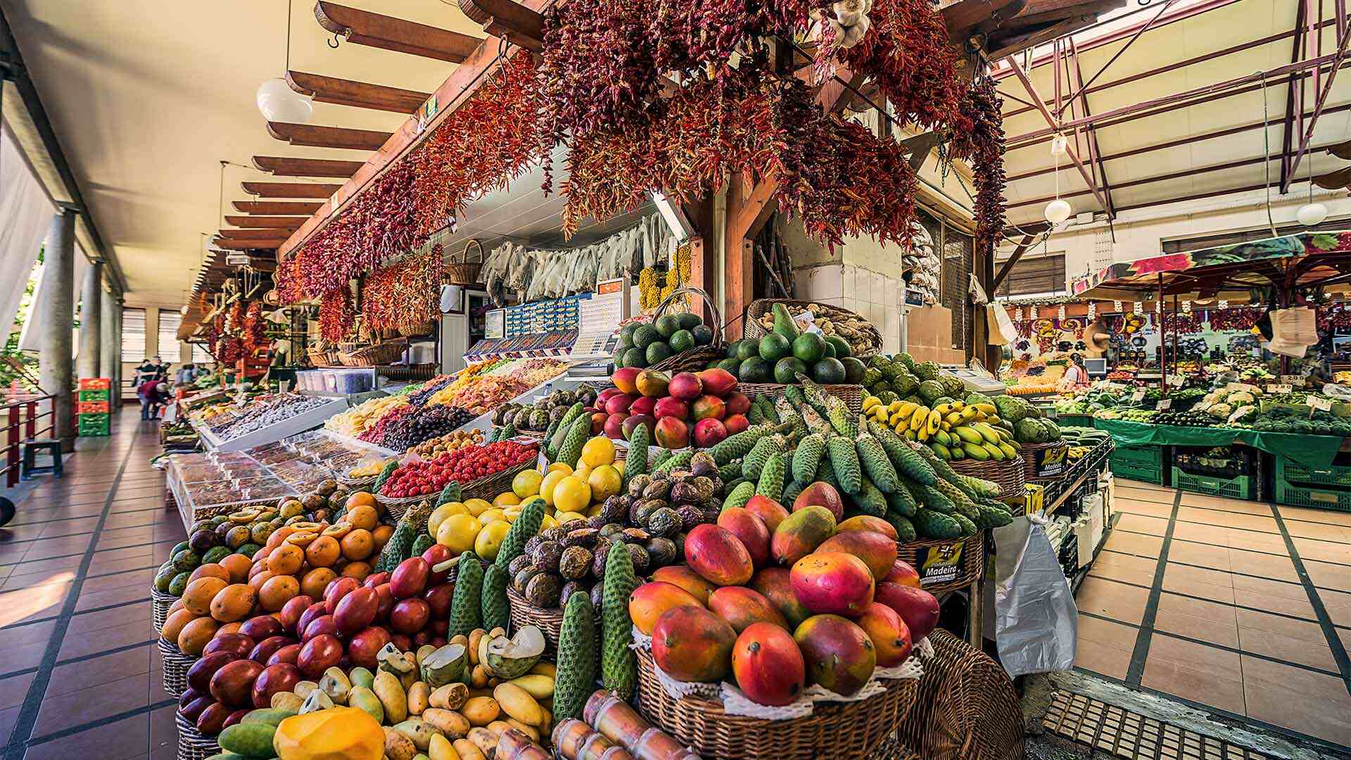 17-mind-blowing-facts-about-mercado-dos-lavradores-funchal