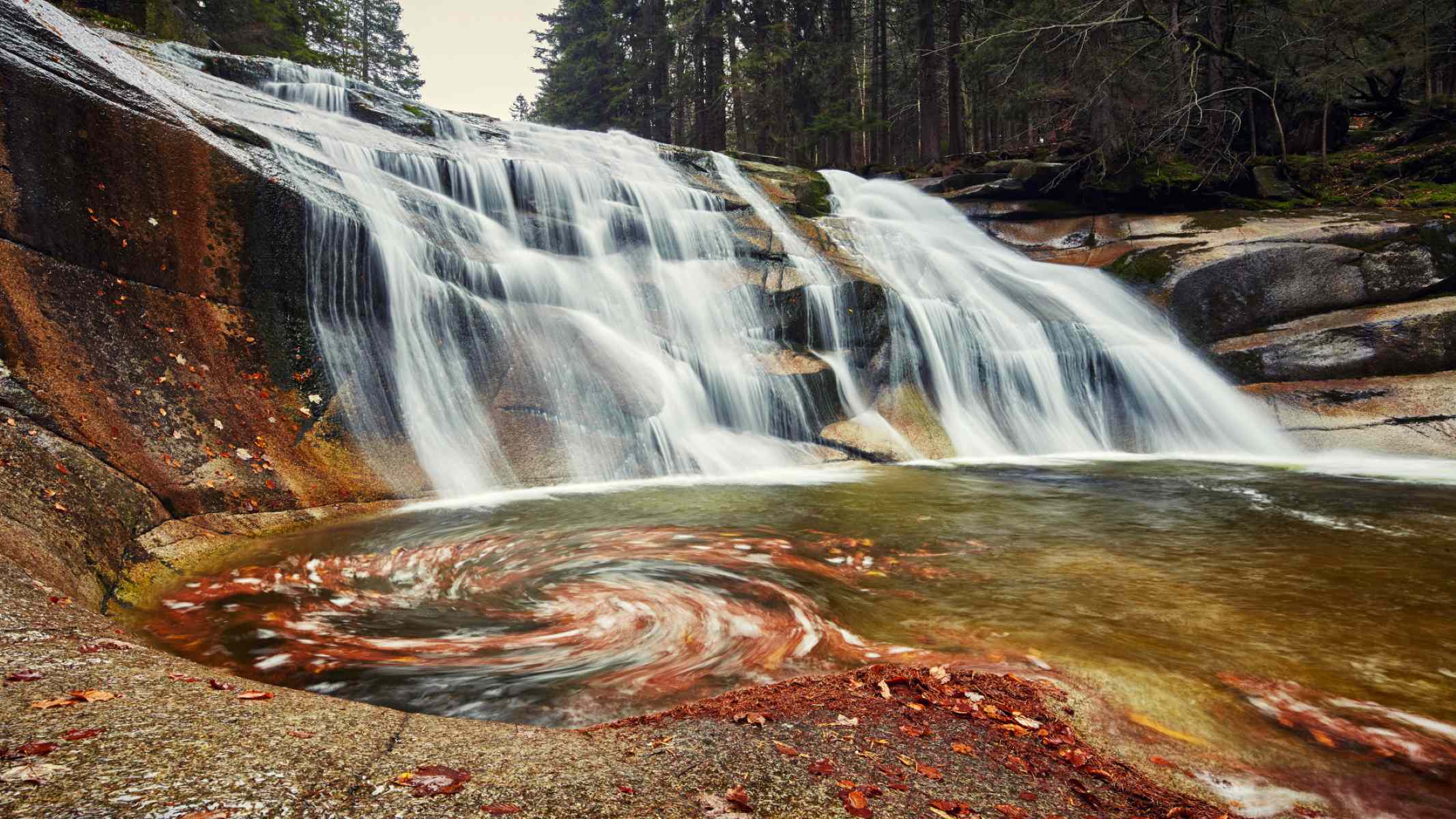 17-unbelievable-facts-about-mumlava-waterfall