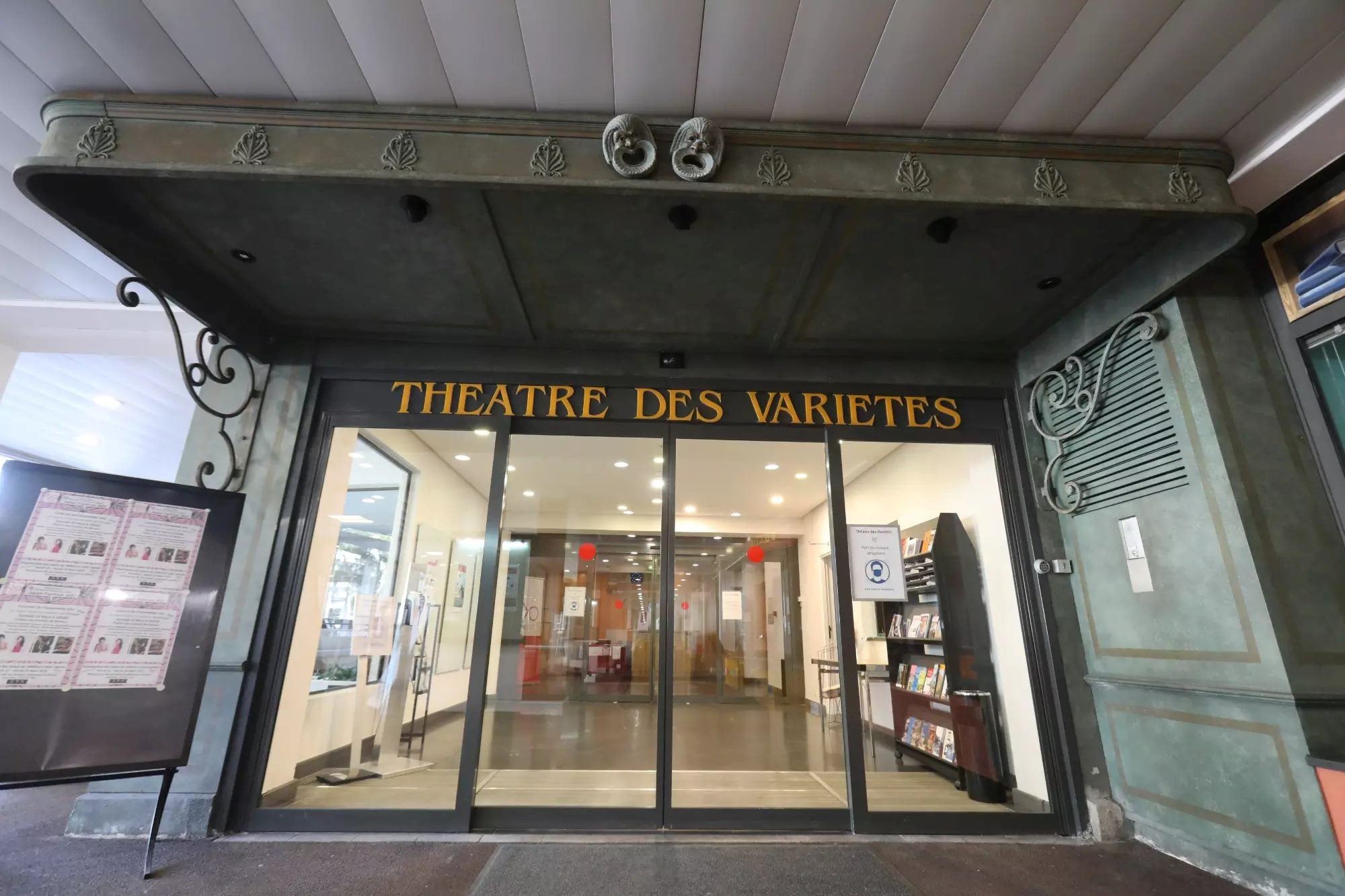 18-enigmatic-facts-about-theatre-des-varietes-monaco