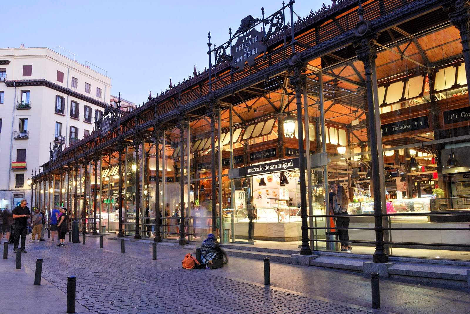 18-mind-blowing-facts-about-mercado-de-san-gines-madrid