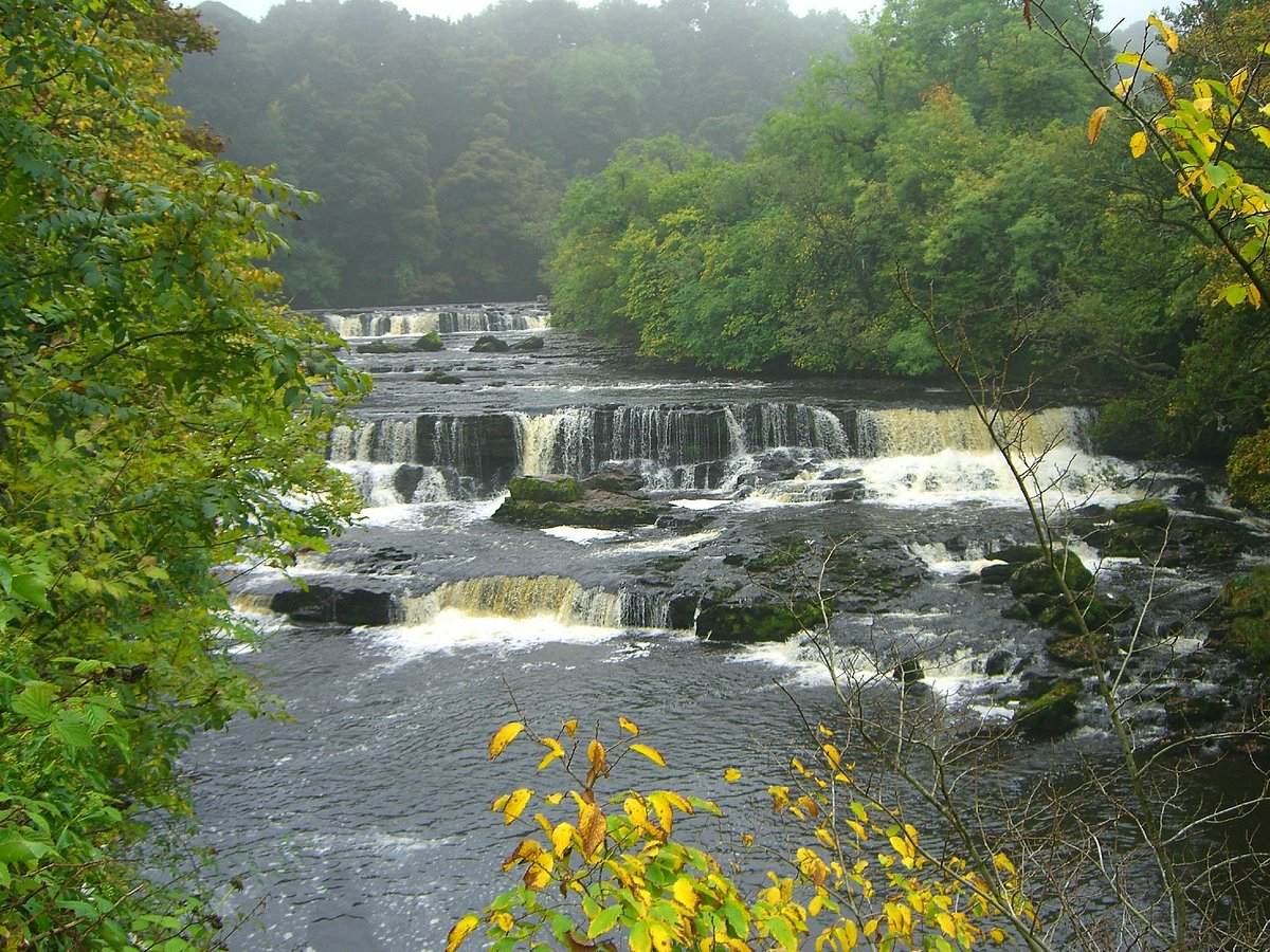 19-extraordinary-facts-about-aysgarth-falls