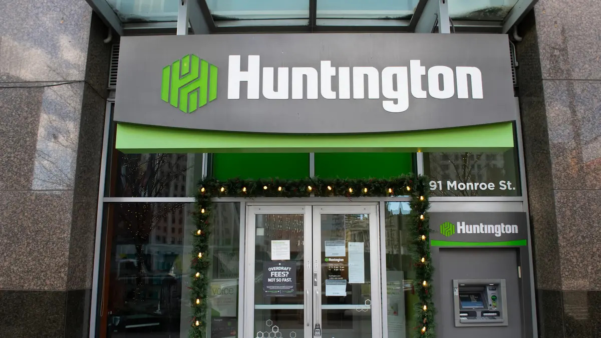 19-mind-blowing-facts-about-huntington-bancshares