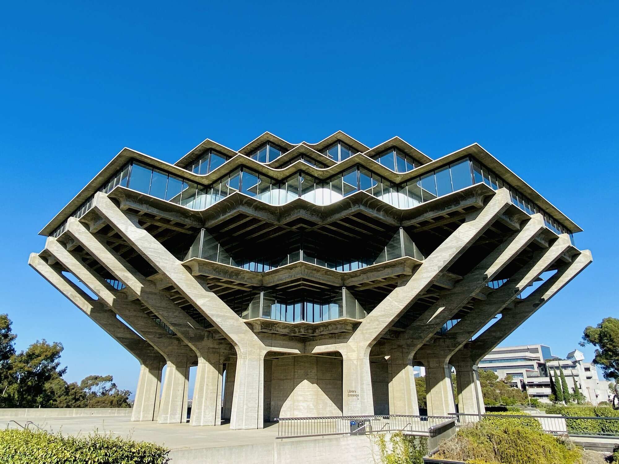 19-mind-blowing-facts-about-the-geisel-library