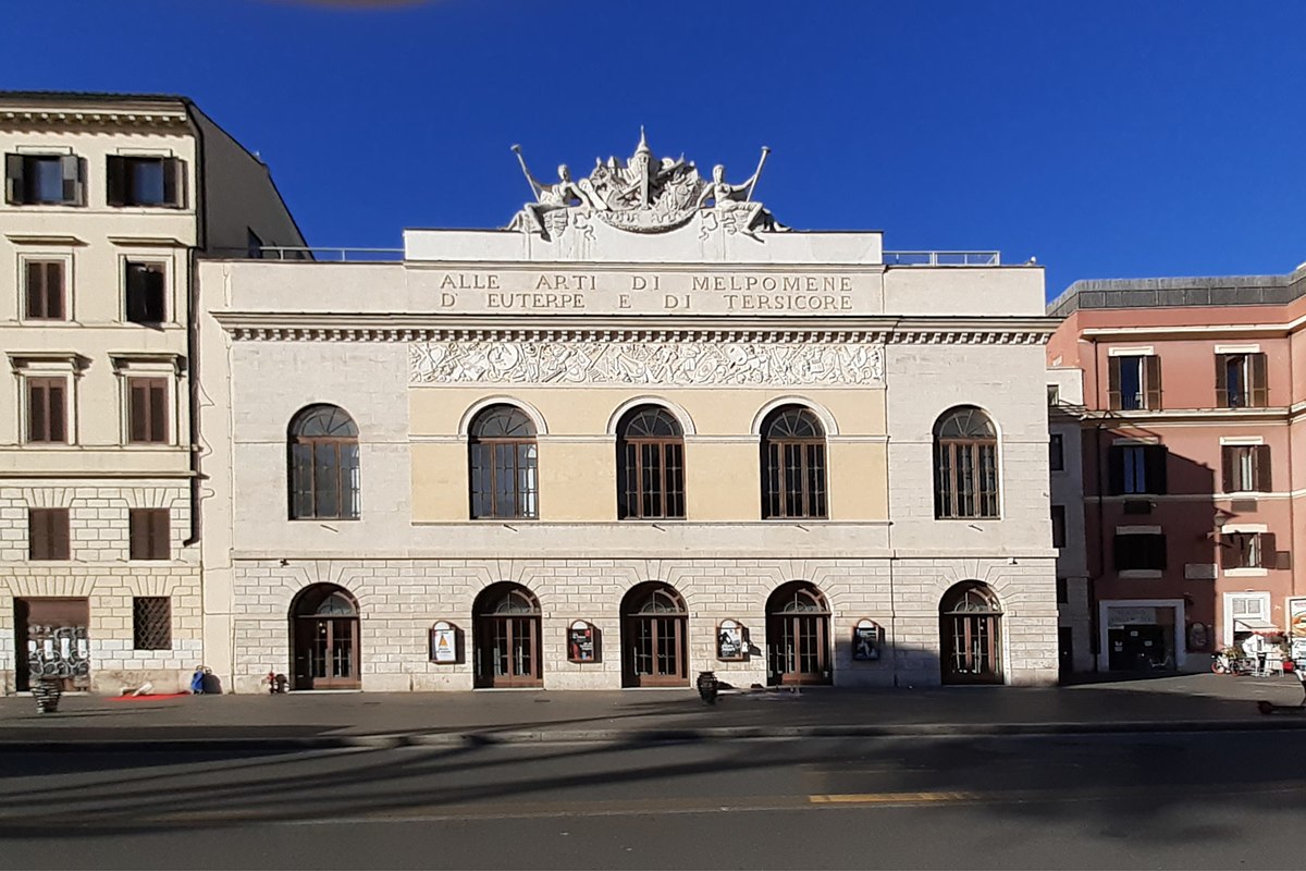 19-surprising-facts-about-teatro-argentina