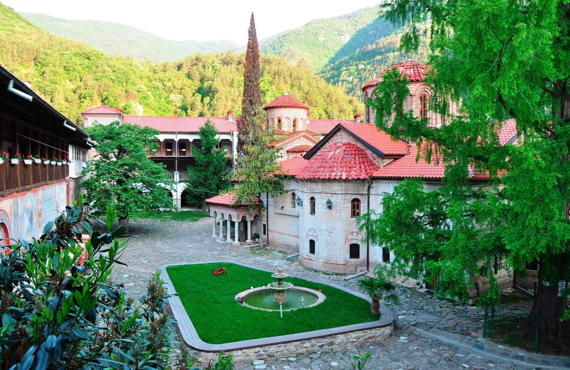 20-astonishing-facts-about-bachkovo-monastery