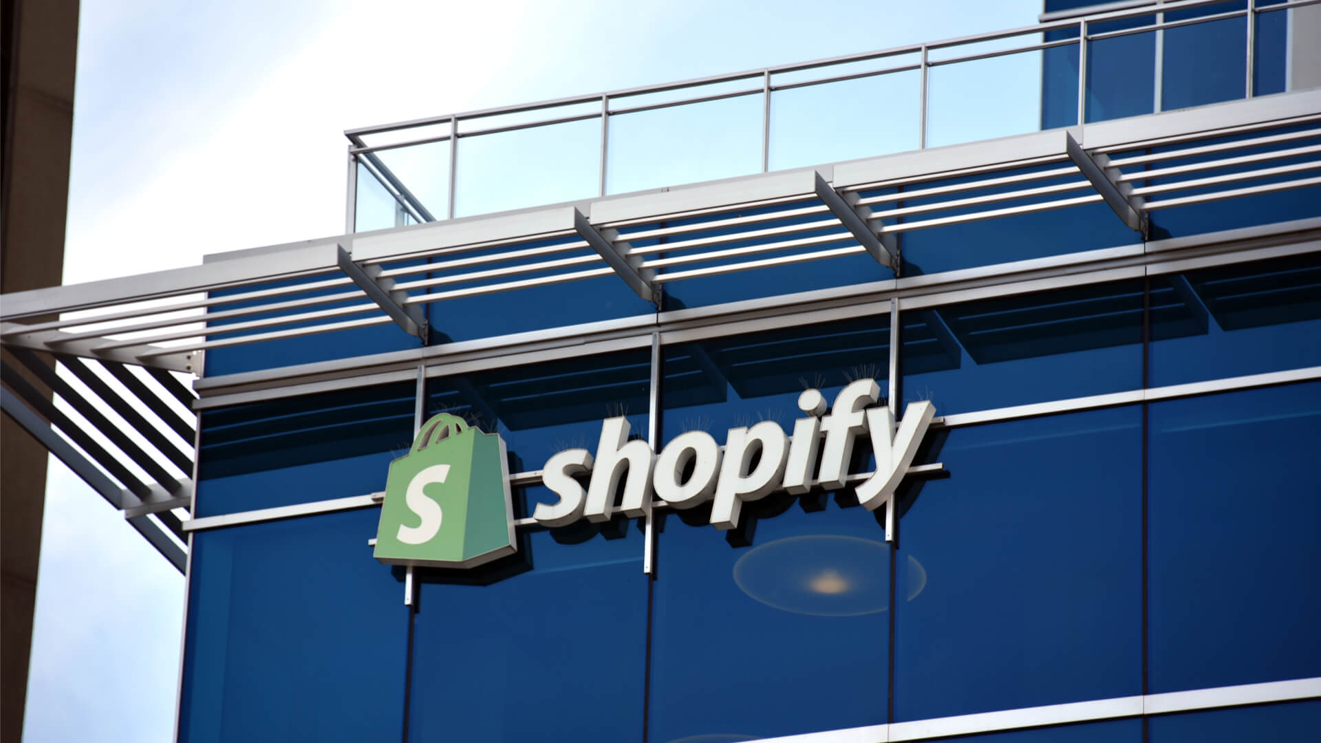 20-astounding-facts-about-shopify