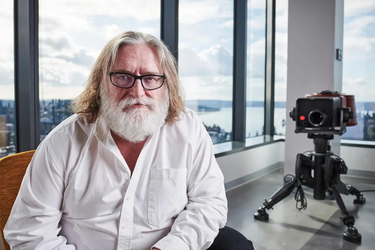 20 Captivating Facts About Gabe Newell