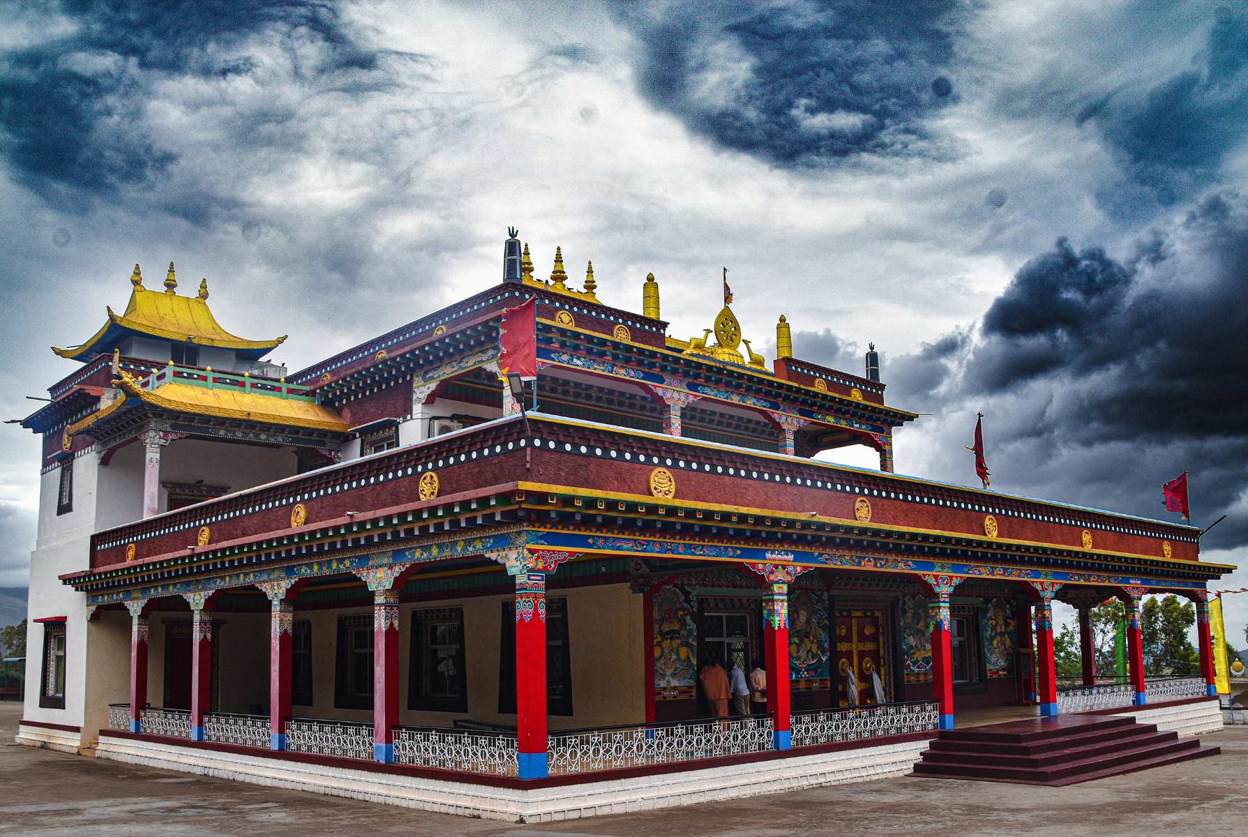 20-enigmatic-facts-about-dzogchen-monastery