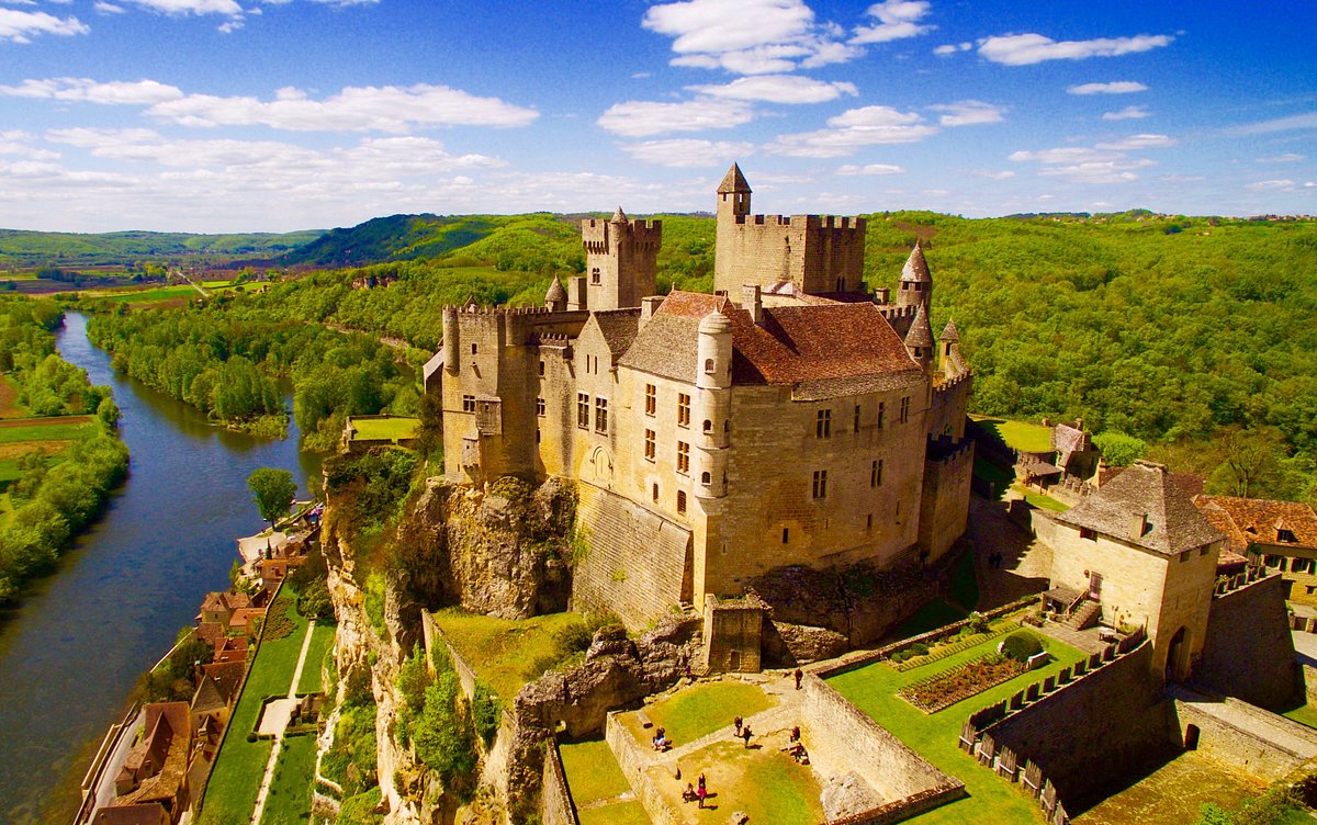 20-intriguing-facts-about-chateau-de-beynac