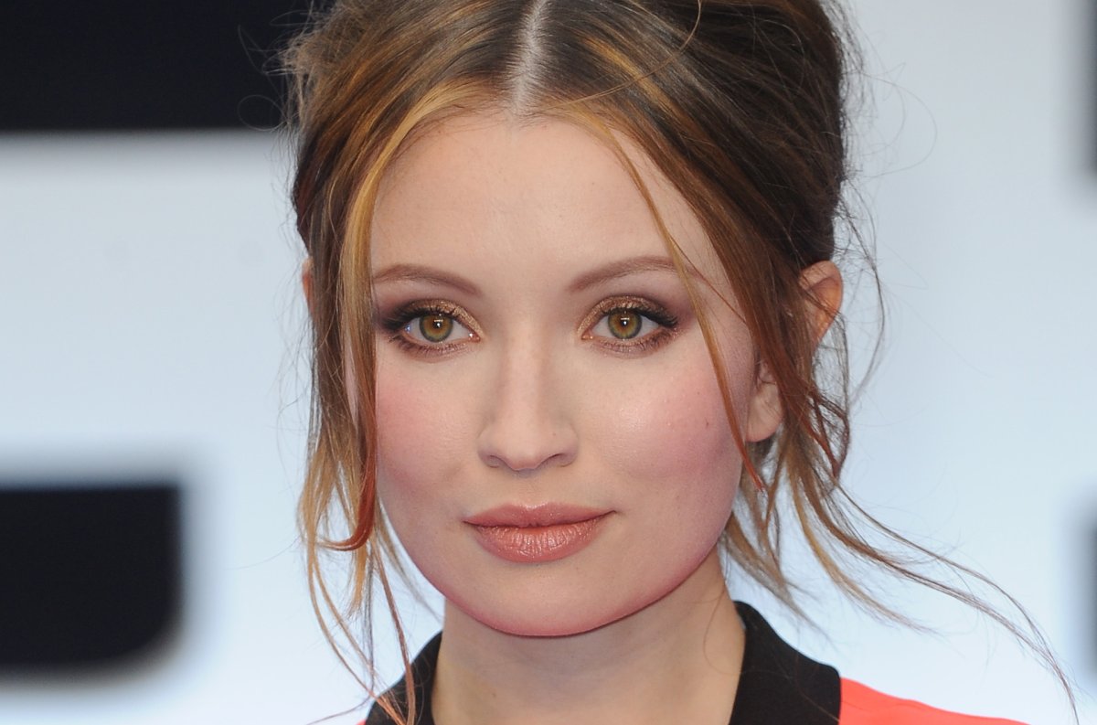 40 Facts About Emily Browning - Facts.net