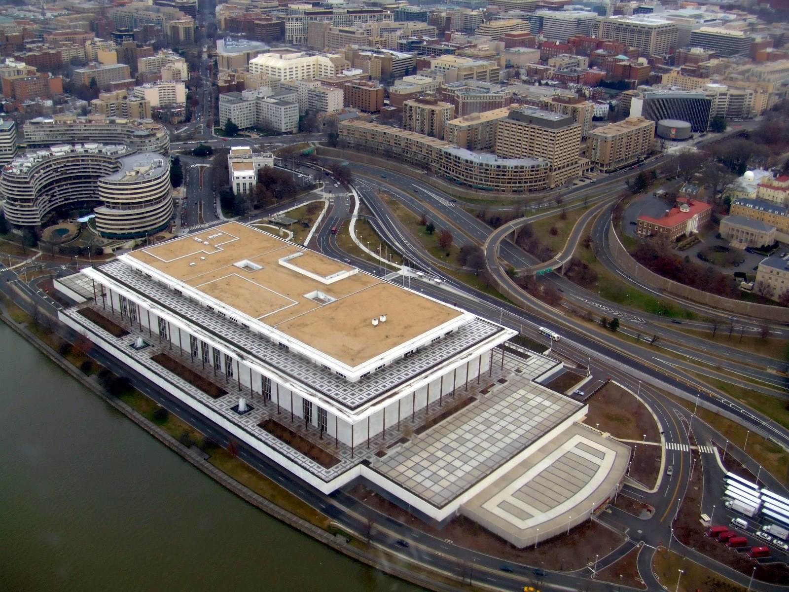 8-astonishing-facts-about-john-f-kennedy-center-for-the-performing-arts