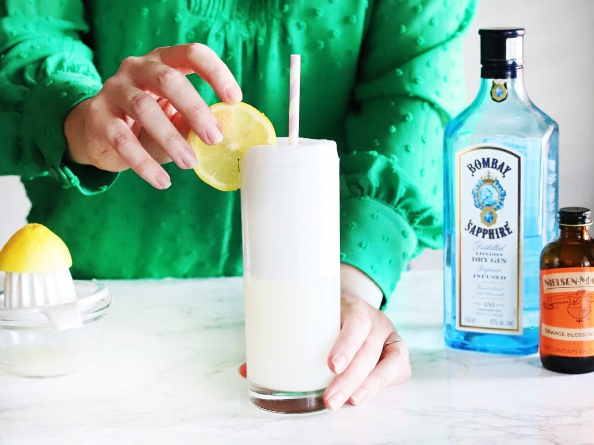 8-astounding-facts-about-ramos-gin-fizz