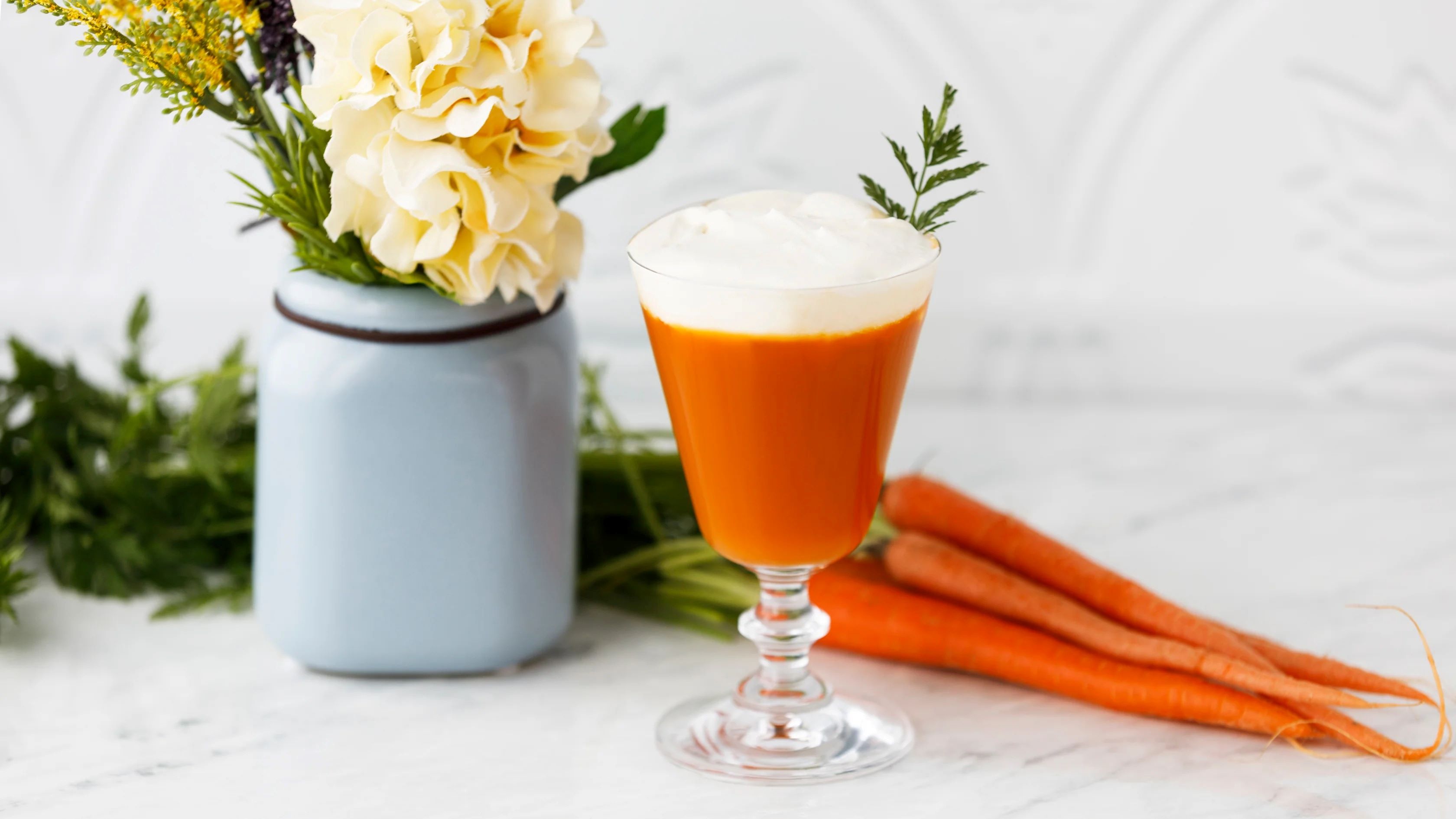 8-extraordinary-facts-about-carrot-cake-martini