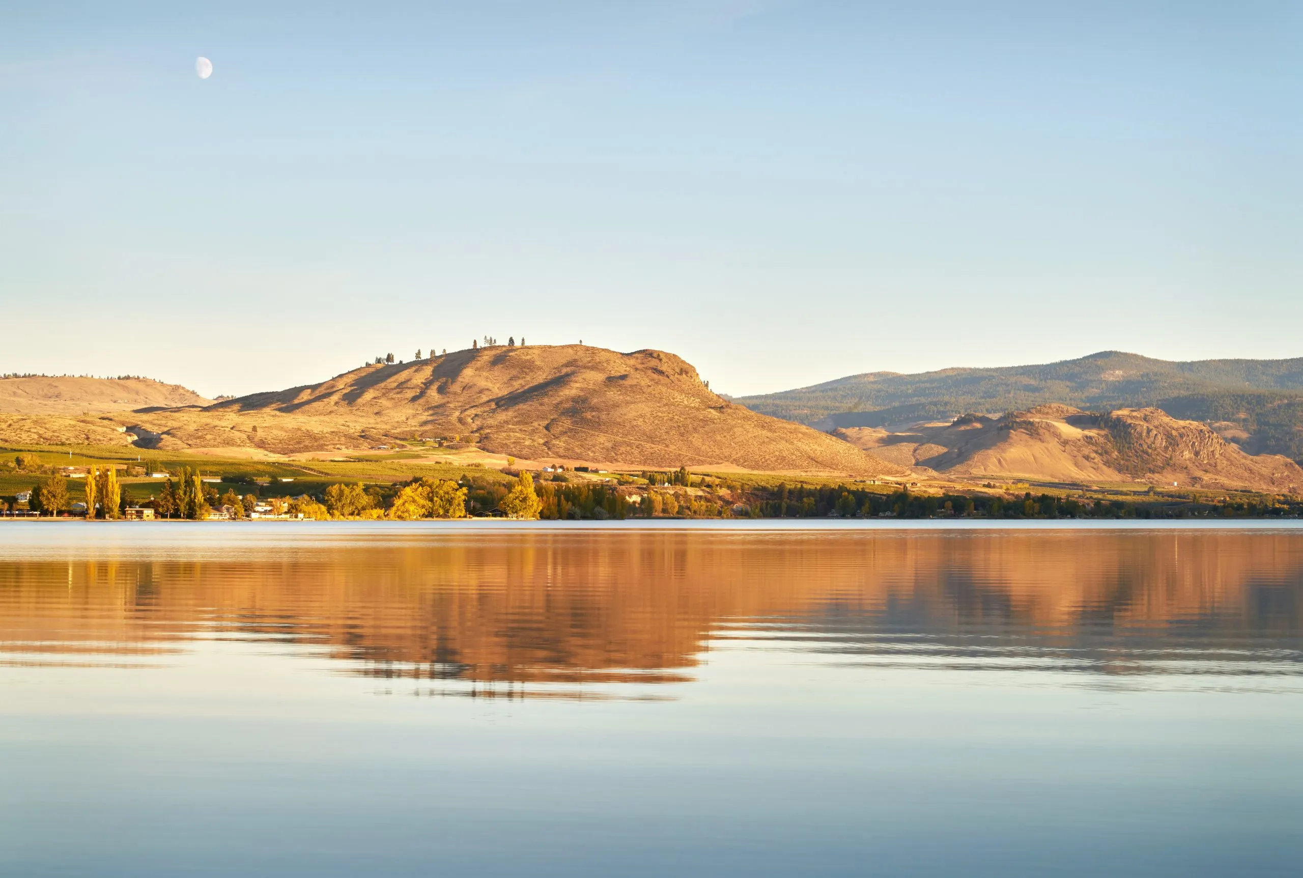 8-extraordinary-facts-about-lake-osoyoos