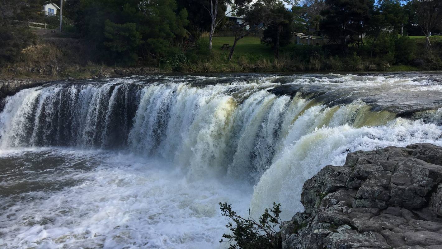 8-fascinating-facts-about-haruru-falls