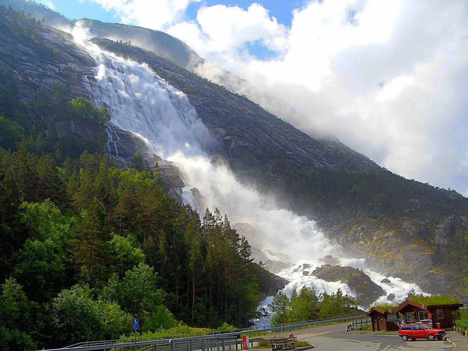 8-fascinating-facts-about-langfoss