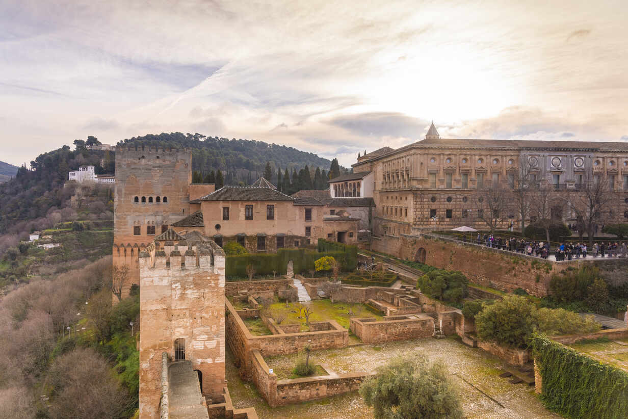 8-fascinating-facts-about-the-alhambra
