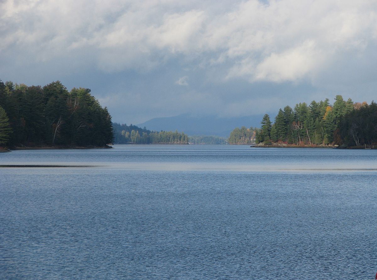 8-surprising-facts-about-long-lake