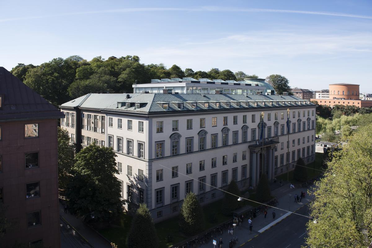8-unbelievable-facts-about-stockholm-school-of-economics