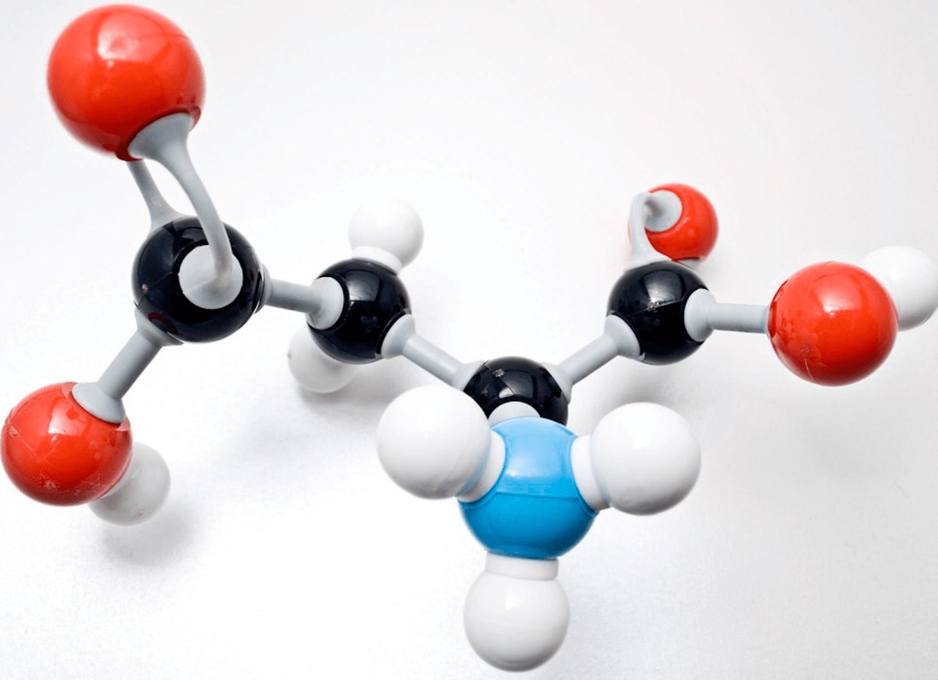 9-astonishing-facts-about-molecule