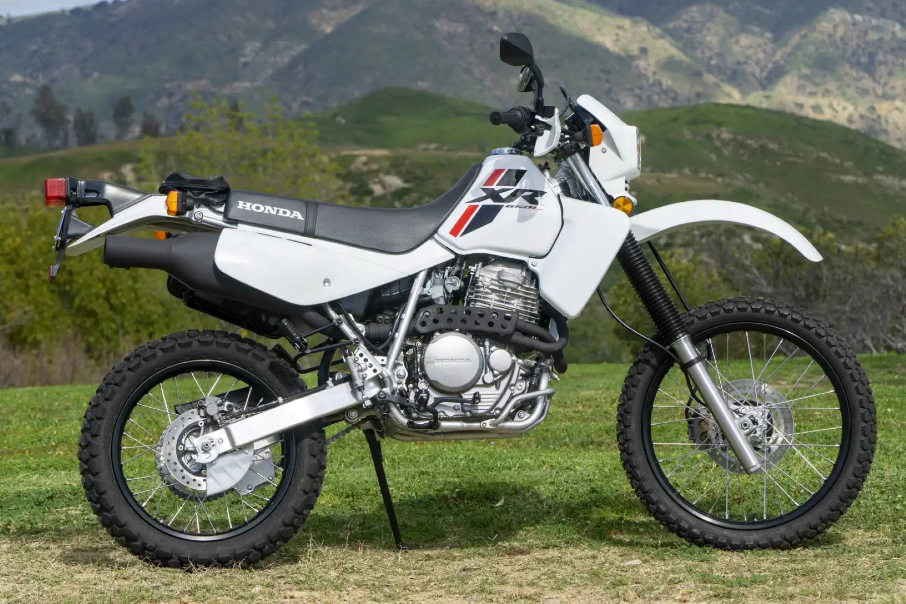 9-captivating-facts-about-honda-xr650l