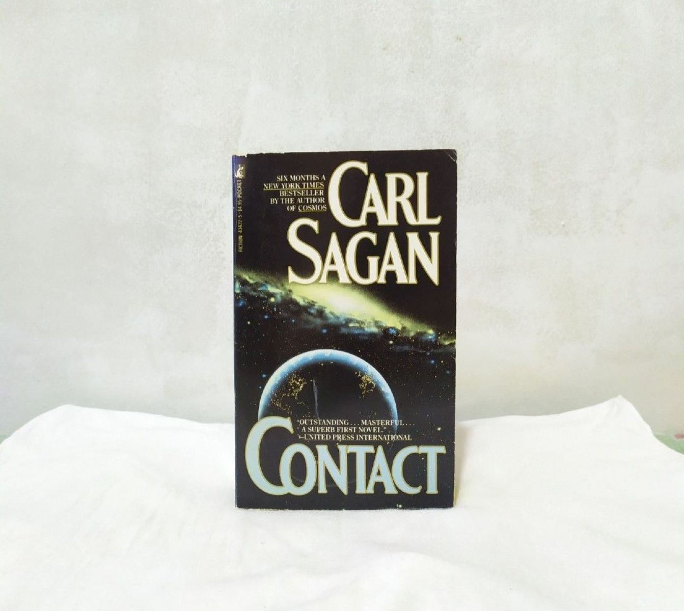 9-enigmatic-facts-about-contact-carl-sagan