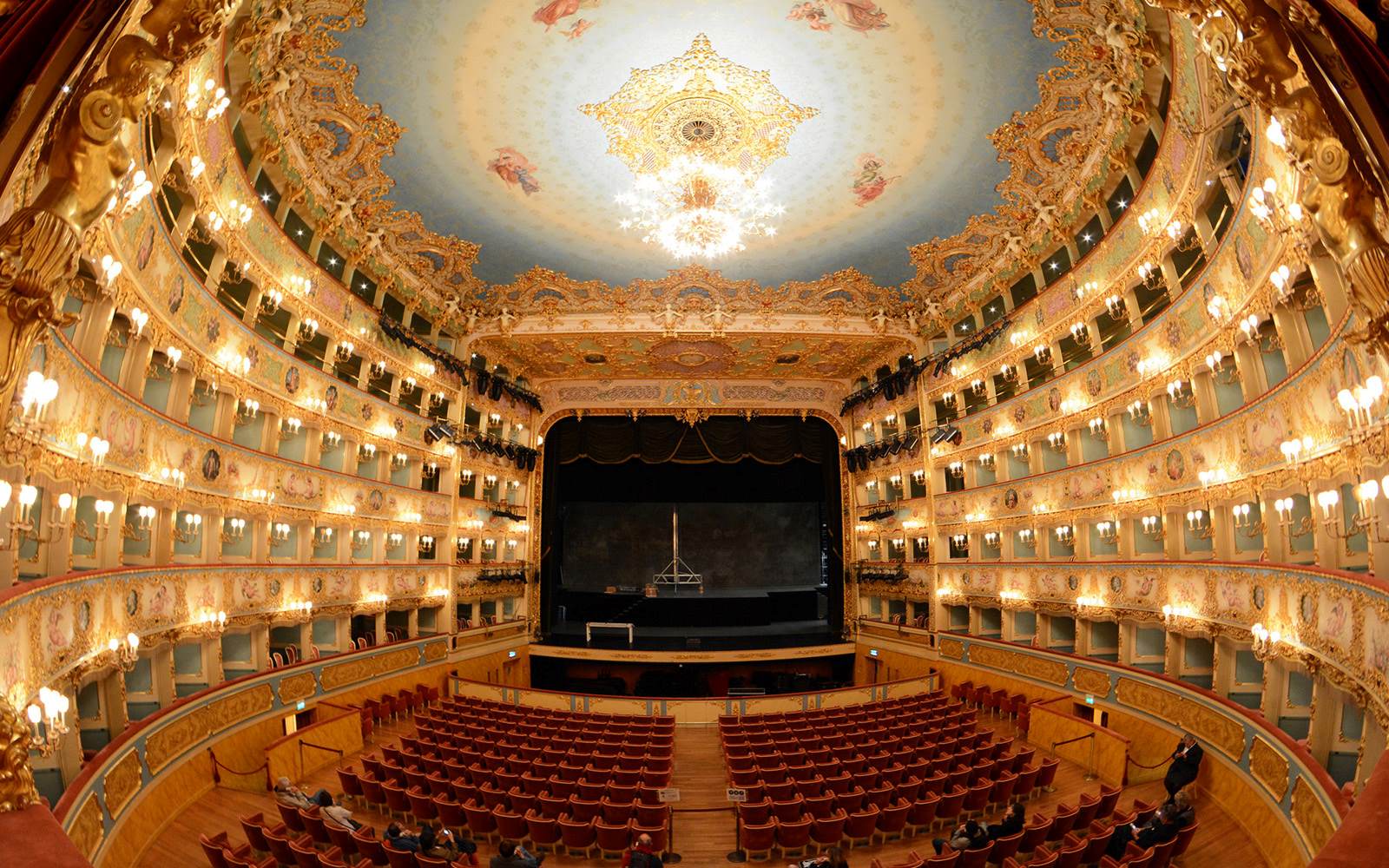 9-extraordinary-facts-about-teatro-la-fenice