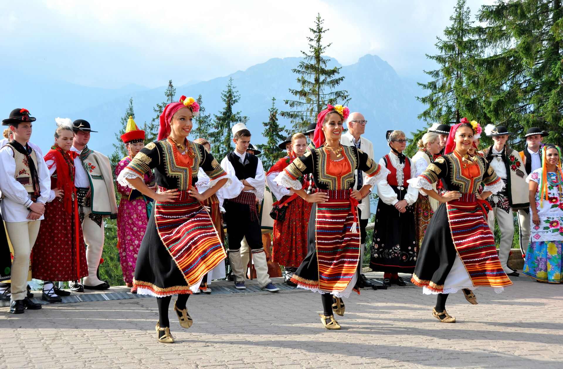 9-facts-about-zakopane-international-highland-folklore-festival