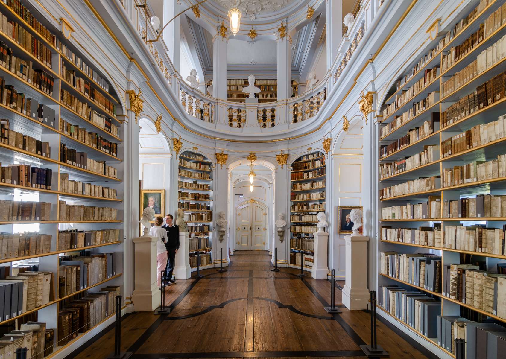 9-fascinating-facts-about-the-herzogin-anna-amalia-library