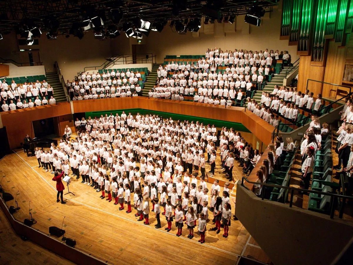 9-surprising-facts-about-st-davids-hall-swansea