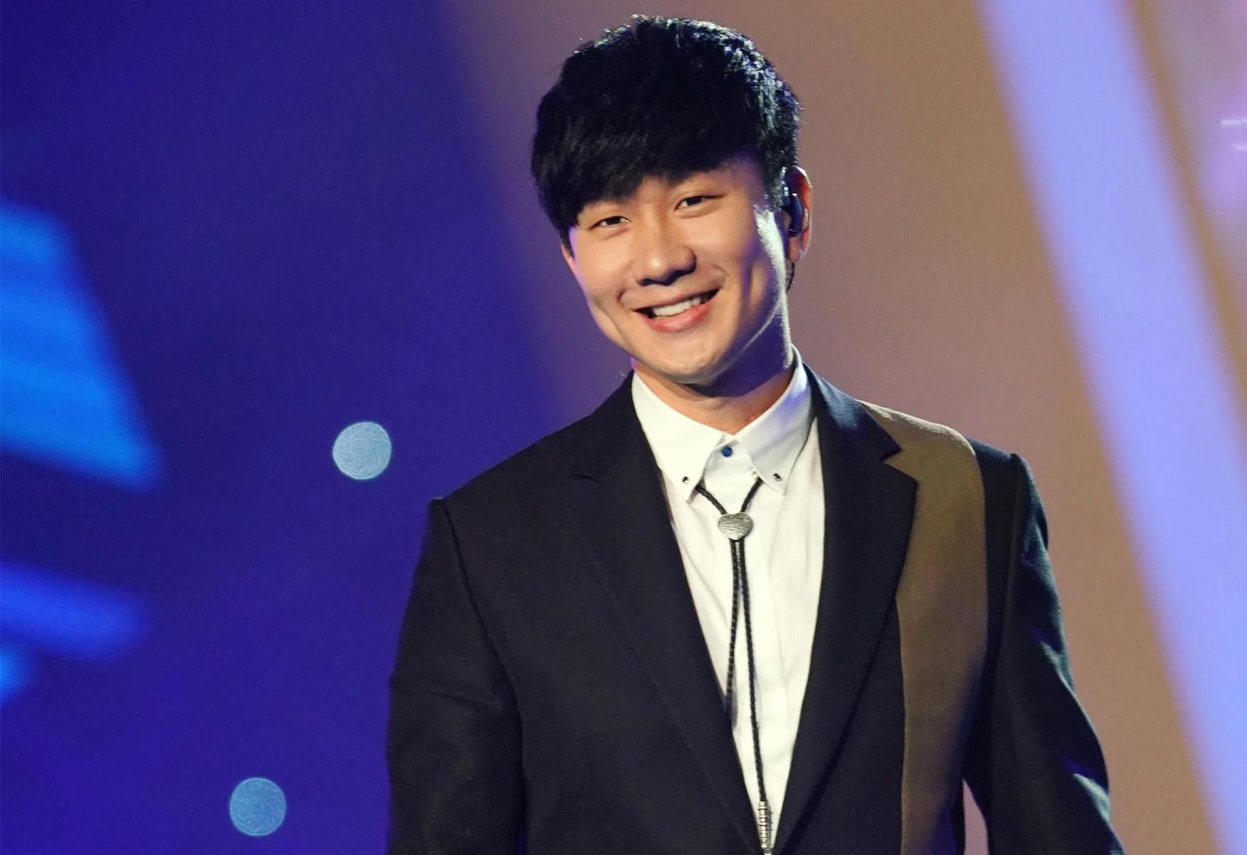 10-astonishing-facts-about-jj-lin