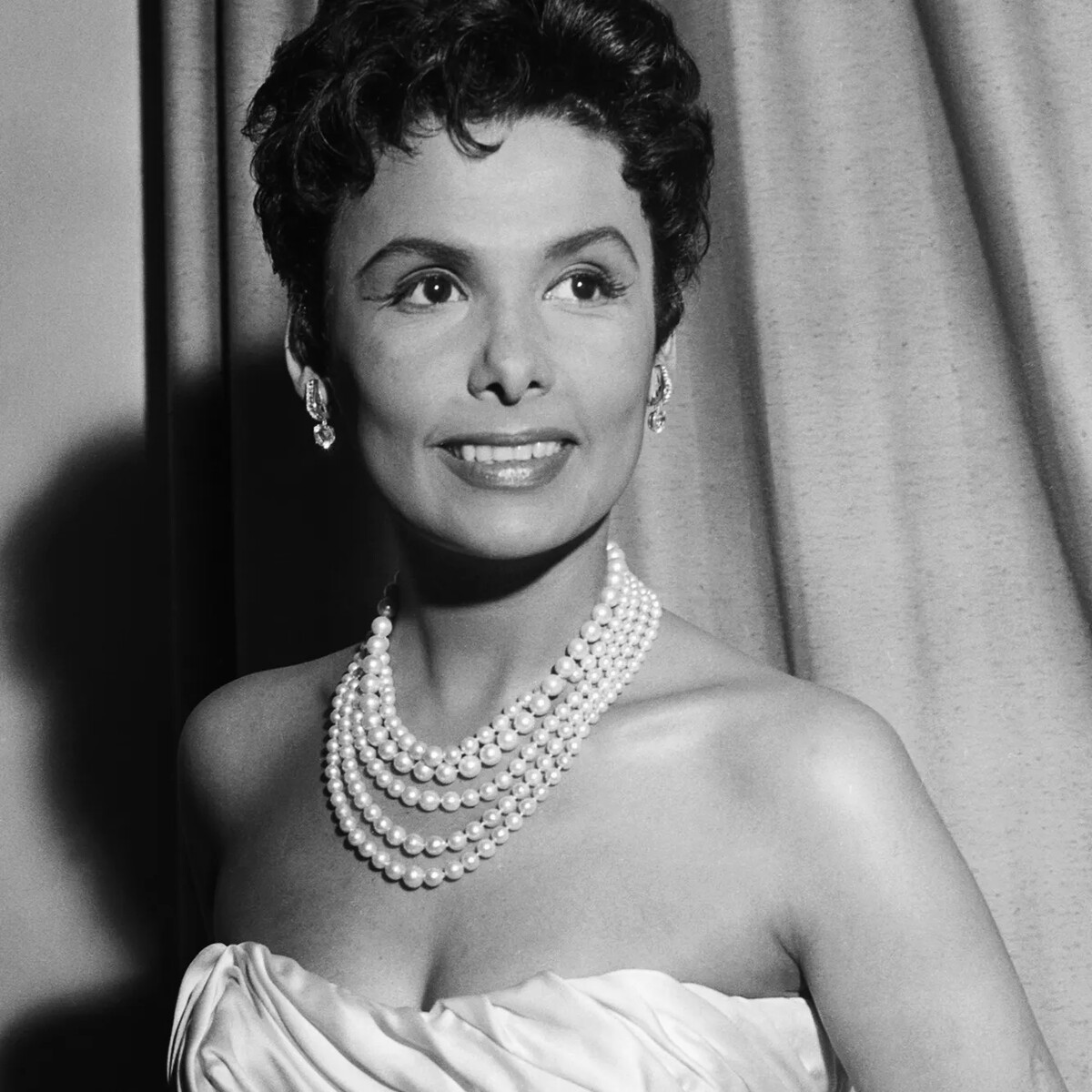 10-captivating-facts-about-lena-horne