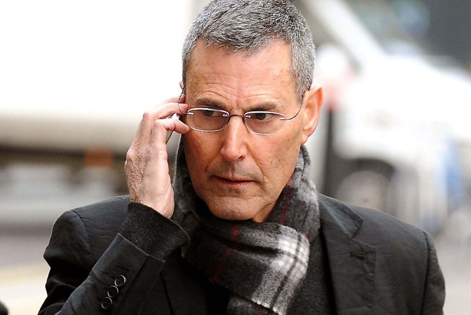 10-enigmatic-facts-about-uri-geller