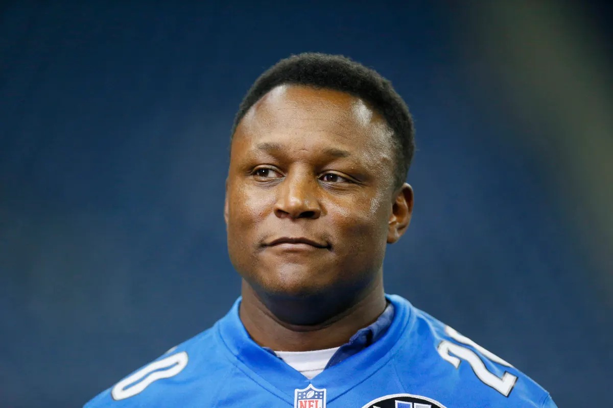 10-intriguing-facts-about-barry-sanders