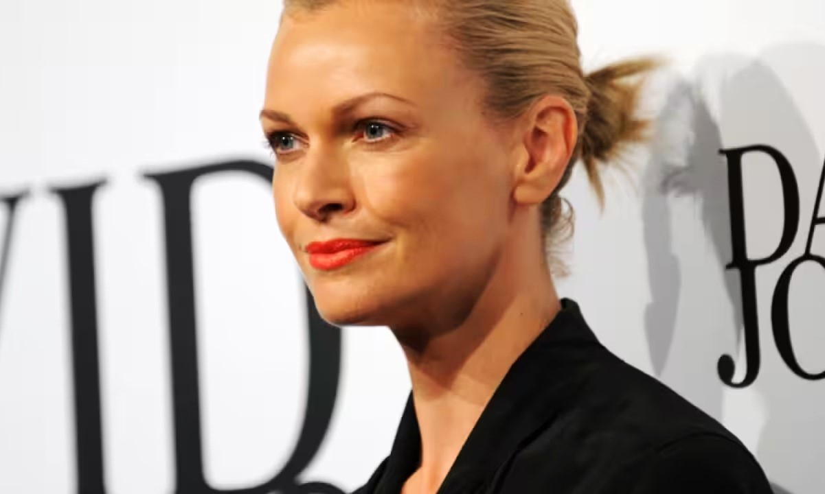 10-intriguing-facts-about-sarah-murdoch