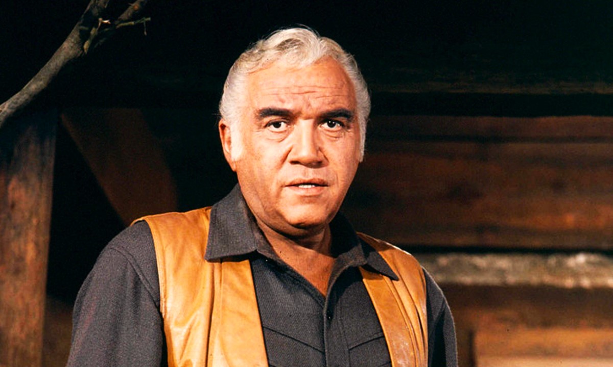 10-mind-blowing-facts-about-lorne-greene