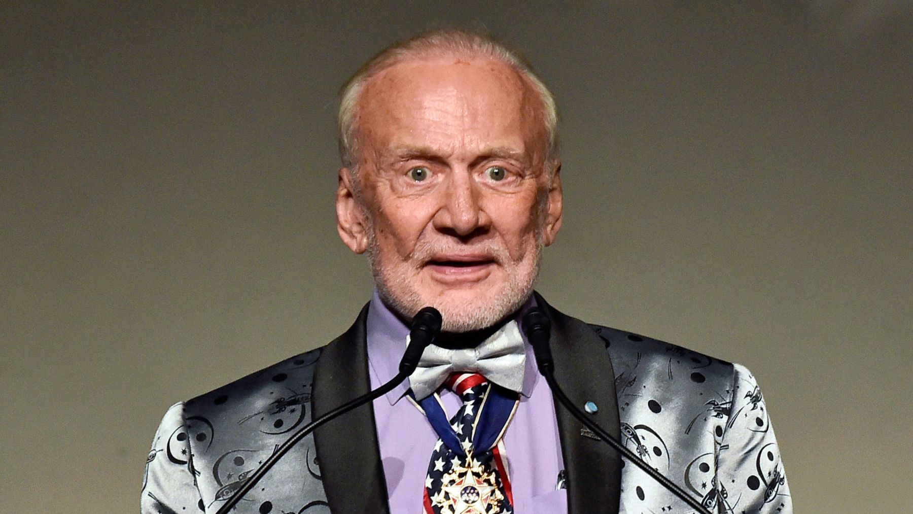 11-astonishing-facts-about-buzz-aldrin