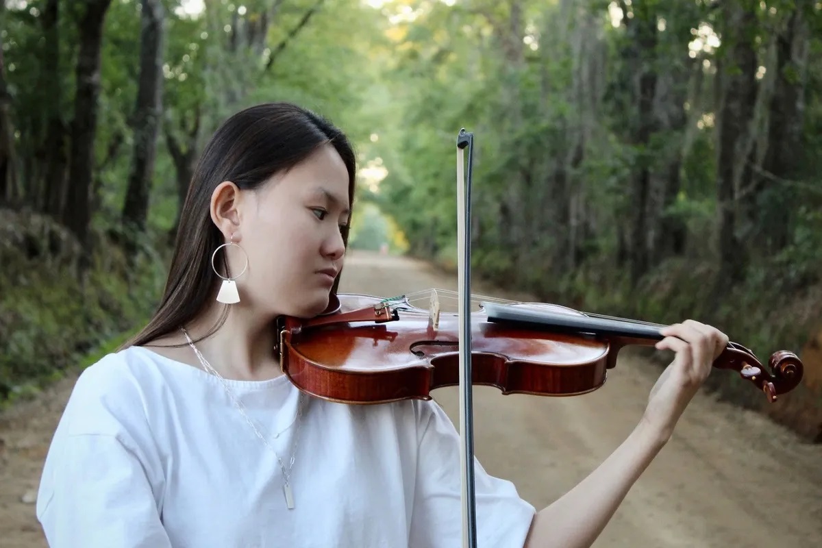 11-astounding-facts-about-fiddles-for-forests