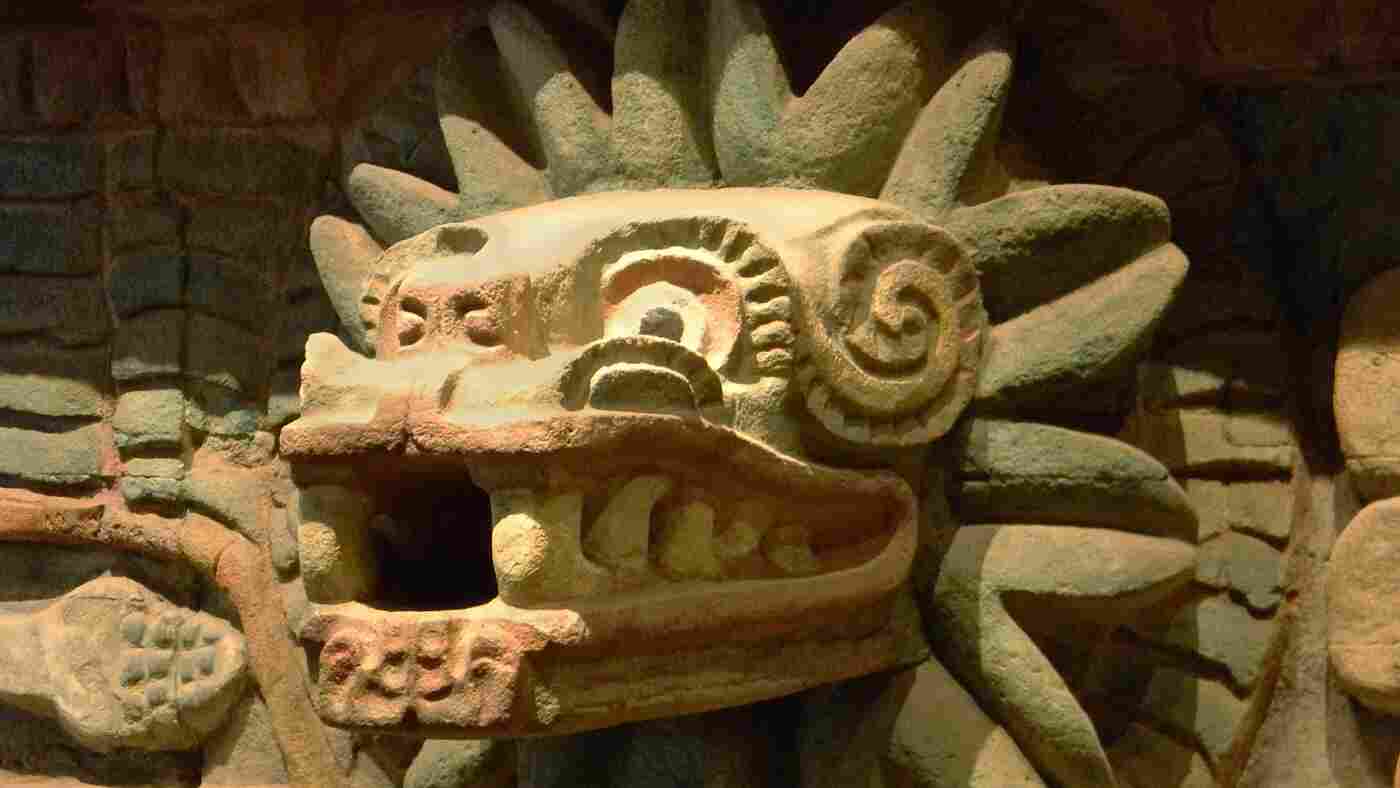 11-enigmatic-facts-about-the-lord-of-the-toltec-empire-statue