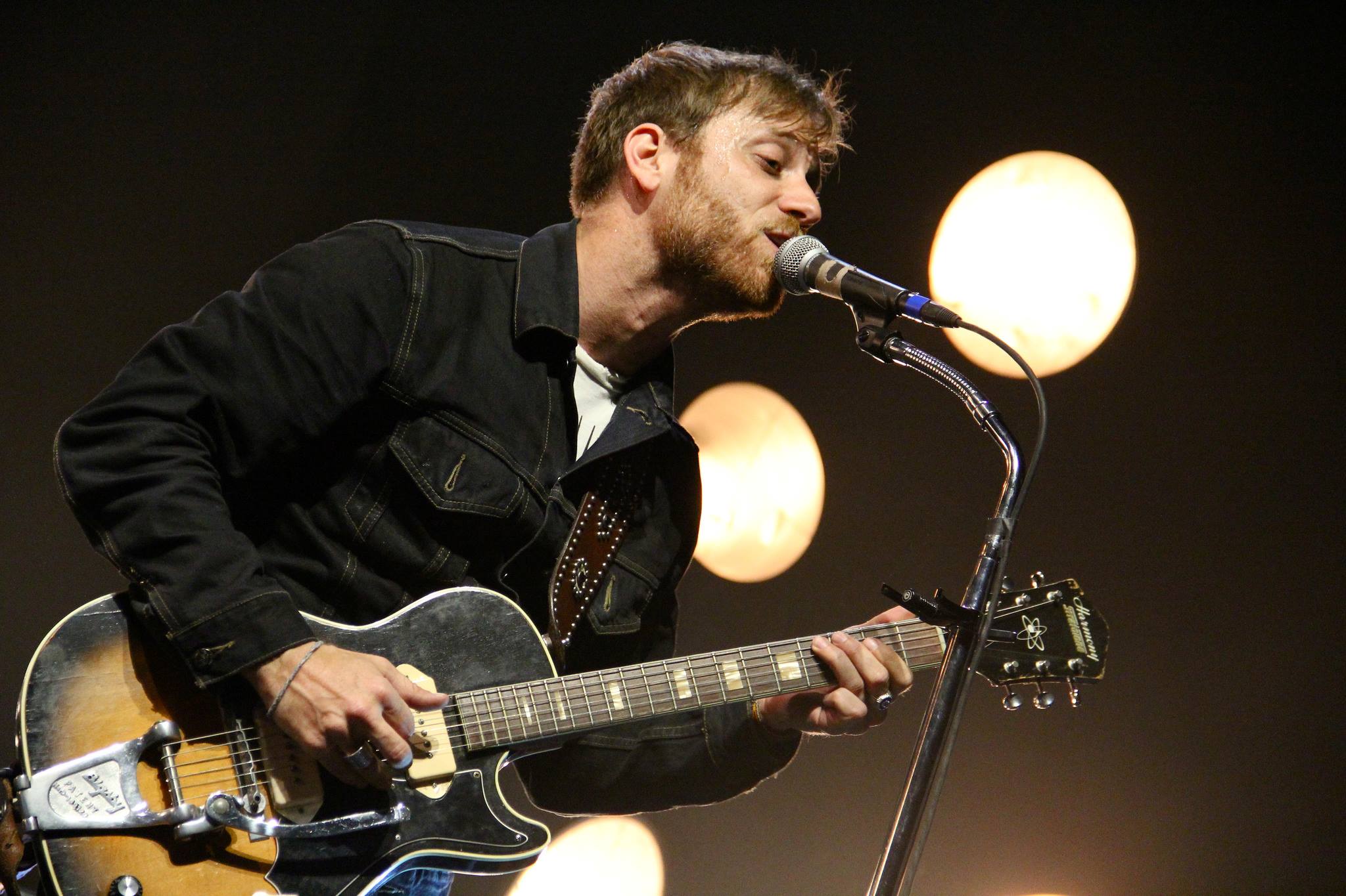 11-intriguing-facts-about-dan-auerbach