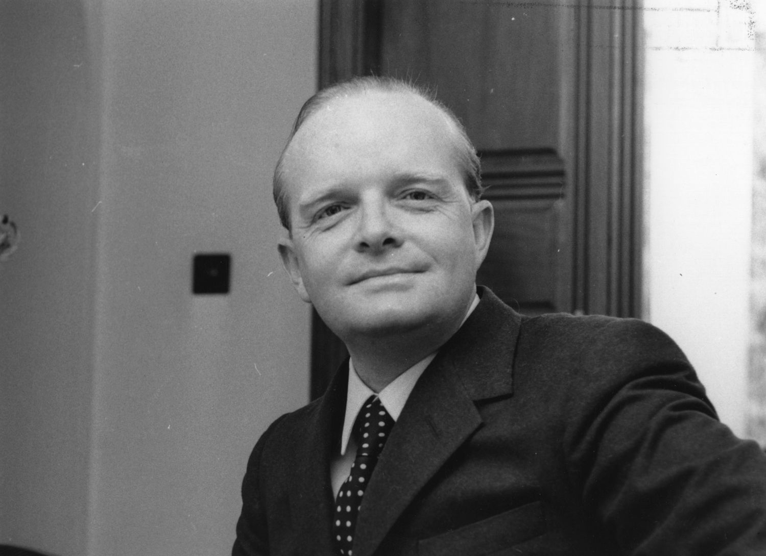 12-astonishing-facts-about-truman-capote