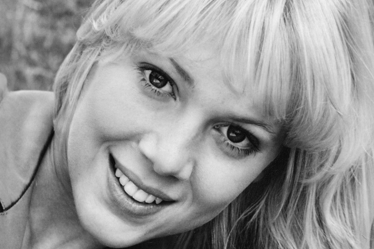 12-fascinating-facts-about-lynn-holly-johnson