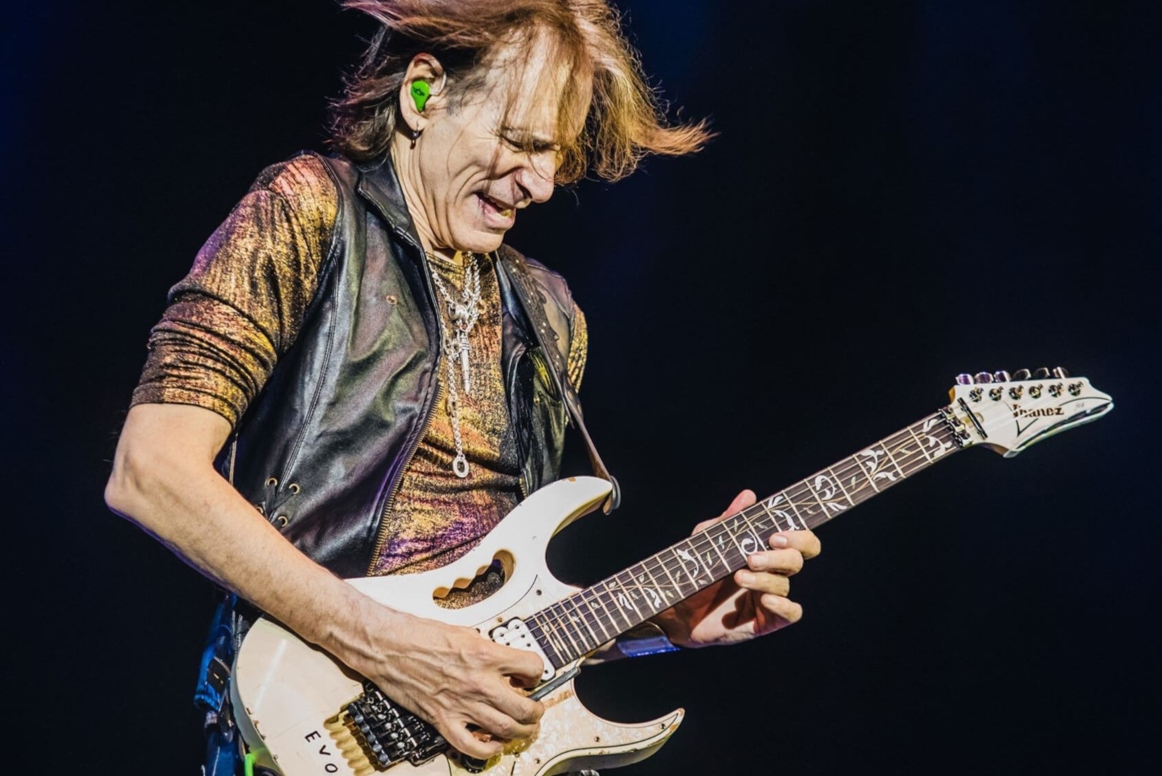12-mind-blowing-facts-about-steve-vai