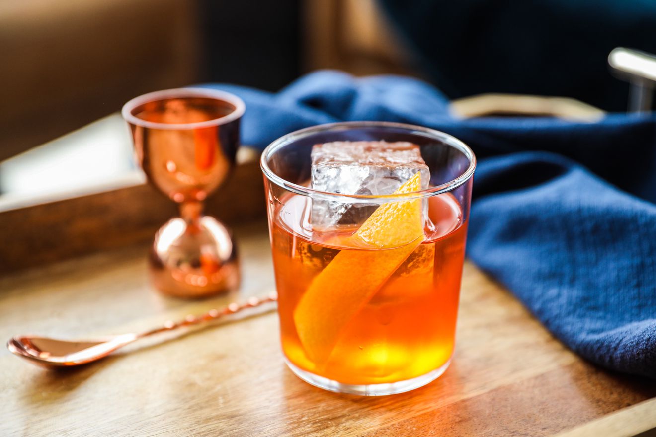 13-enigmatic-facts-about-basil-haydens-old-fashioned